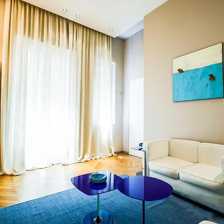 Apartment Exclusuite Design